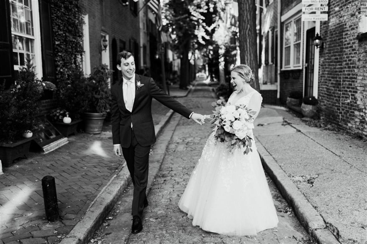 Black and white wedding photo of Jon Marc Finamore and Erica Cohen Finamore from October 2017